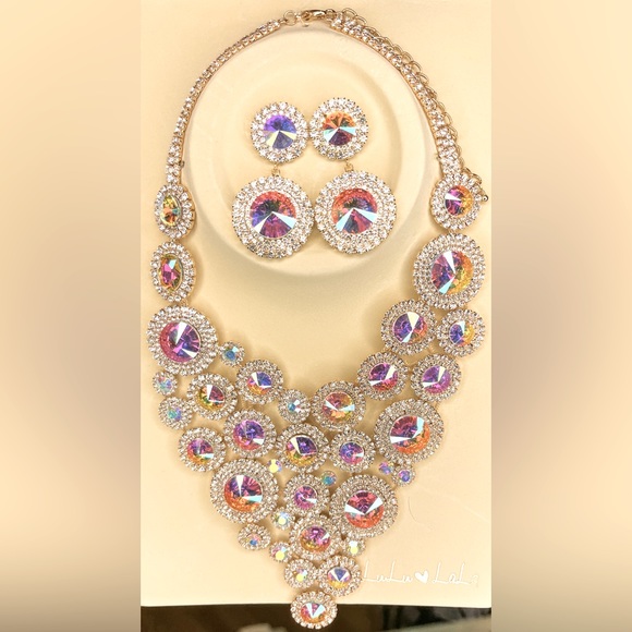 Callie LaLa Land: Iridescent Bling Encrusted Earring Statement Bib Necklace Set - Picture 6 of 10